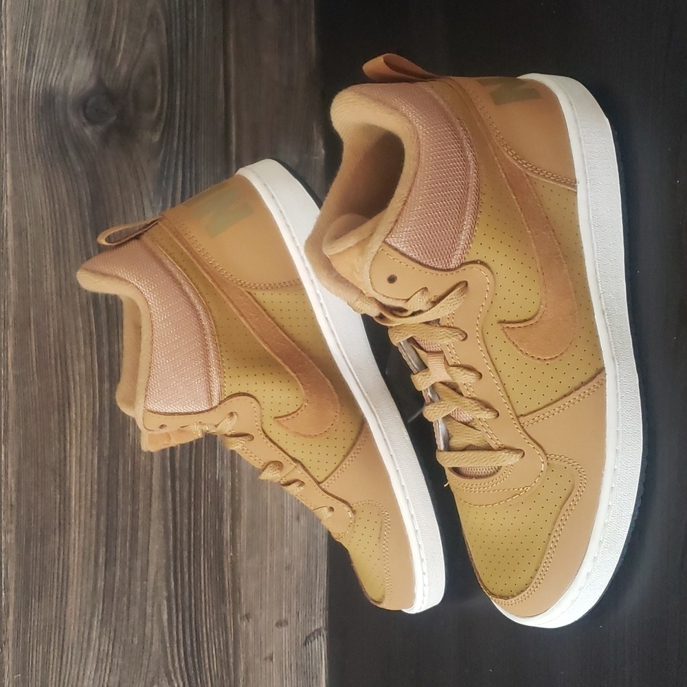 New Nike Court‎ Borough Mid Top Sneakers Casual Everyday Neutral Shoes